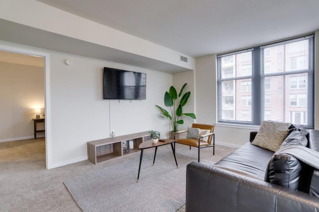 Fantastic 2 Bedroom Condo At Pentagon City Арлінгтон Екстер'єр фото